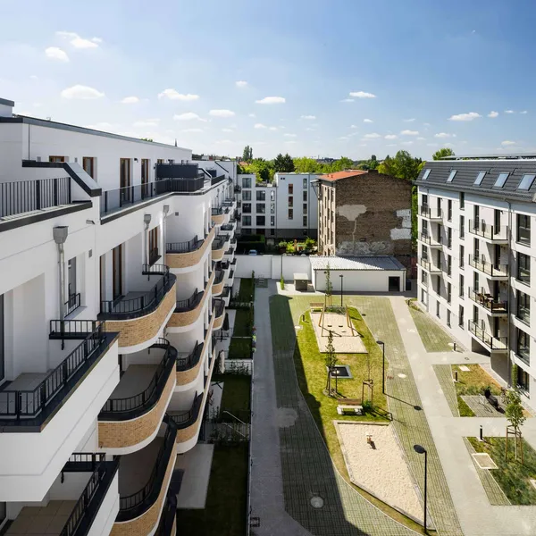 Moderner Zweitbezug in Pankow – 2 Zimmer mit Balkon, Einbauküche & Fußbodenheizung — photo 1